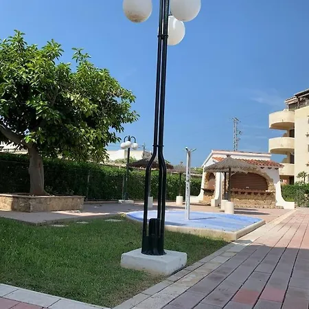 Con Piscina A 200m De La Playa En Apartament *